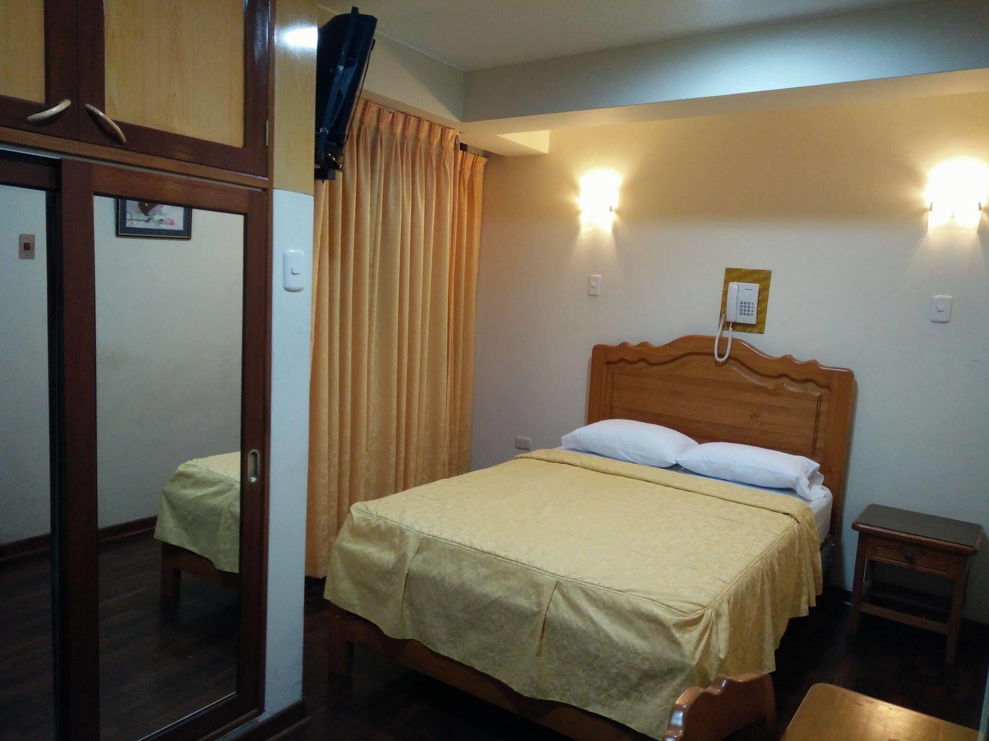 Hotel Panamericano Лима Экстерьер фото